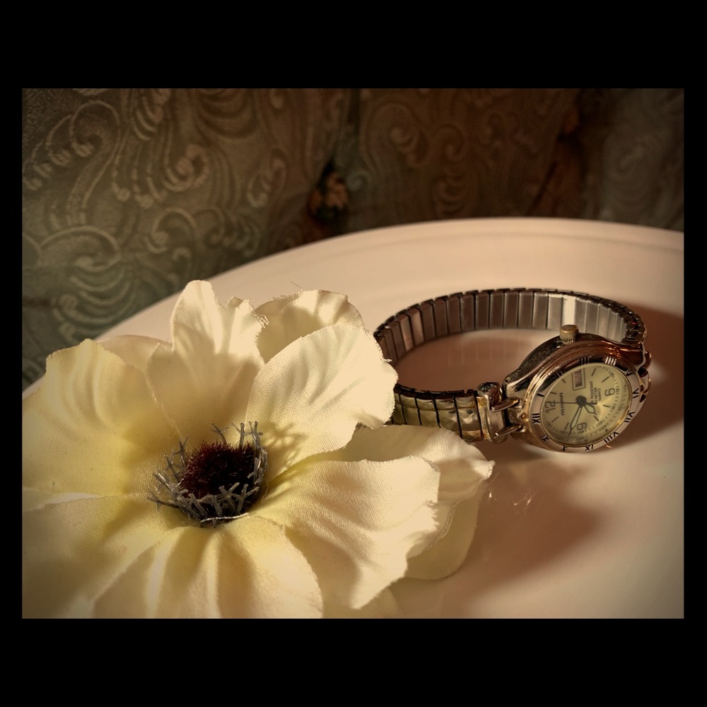 Milan Deluxe Vintage ladies waterproof watch - Picture 5 of 6